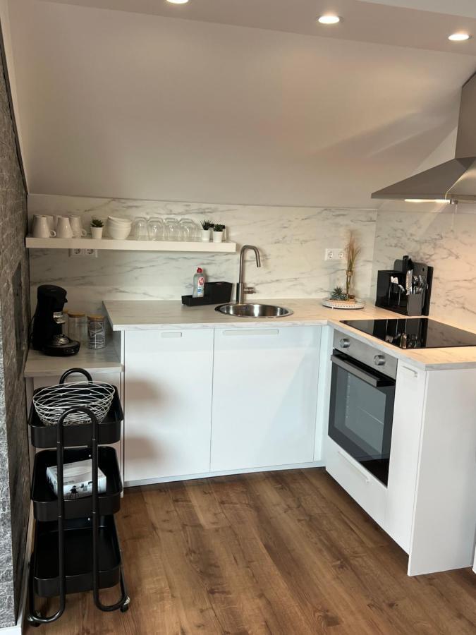 Ferienwohnung Lidu-Jene Eislingen Eksteriør billede